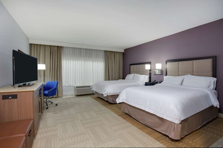 Room 17 of 40