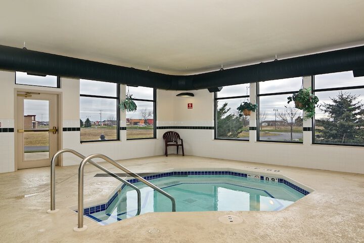 Pool 8 of 36