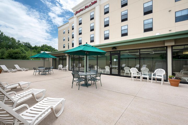 Hampton Inn & Suites Wilkes-Barre / Scranton