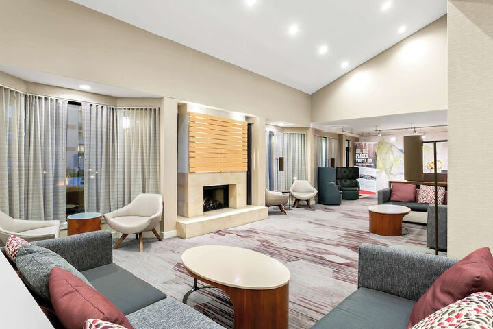 Hotel Interior 10 of 37