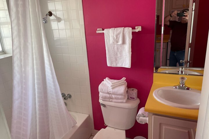 Room 11 of 20