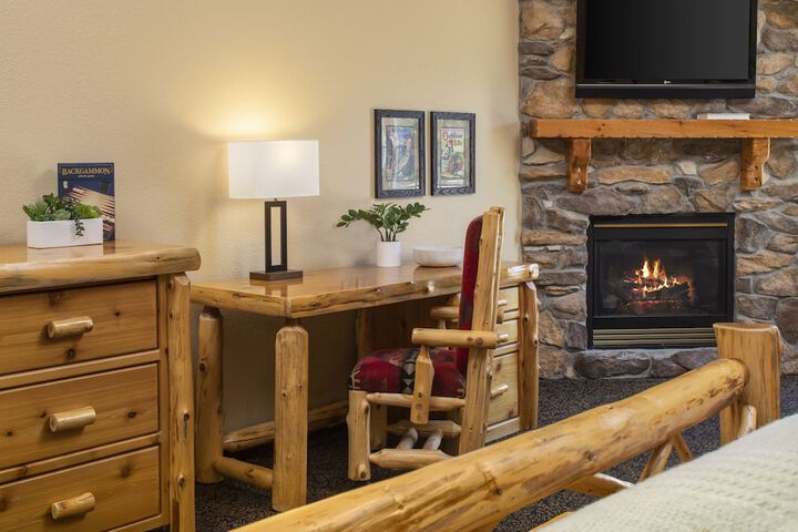 bantr Grand Hotel Wausau - Rothschild
