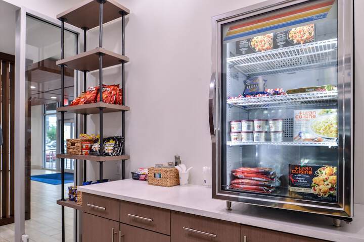 Holiday Inn Express New Orleans - Arts District by IHG
