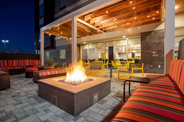 Terrace/Patio 35 of 38