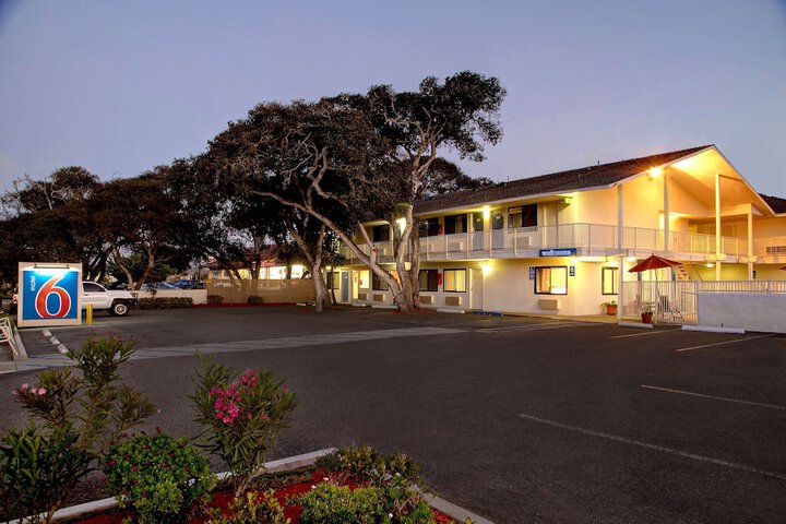 Hotel 2 of 27