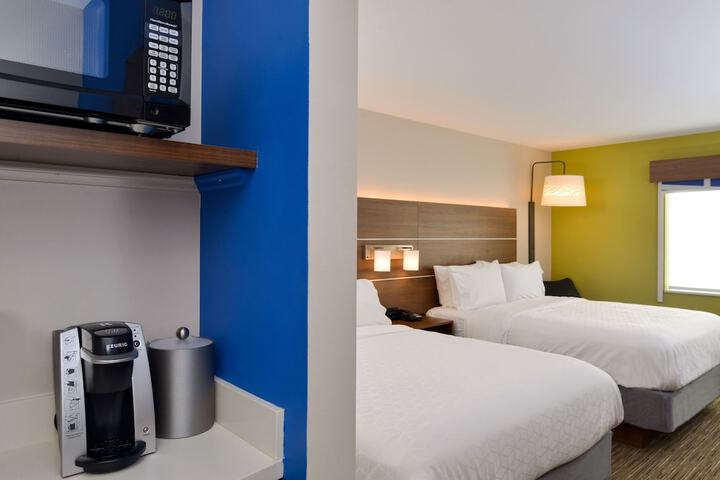 Room 42 of 63