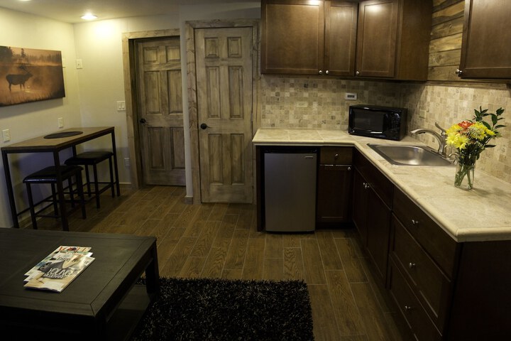 The Silver Lake Lodge