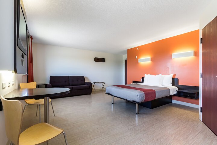 Room 41 of 75