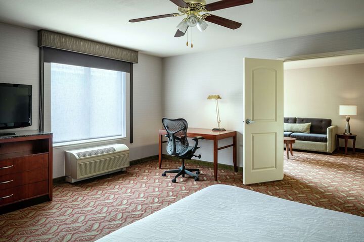 Room 16 of 26
