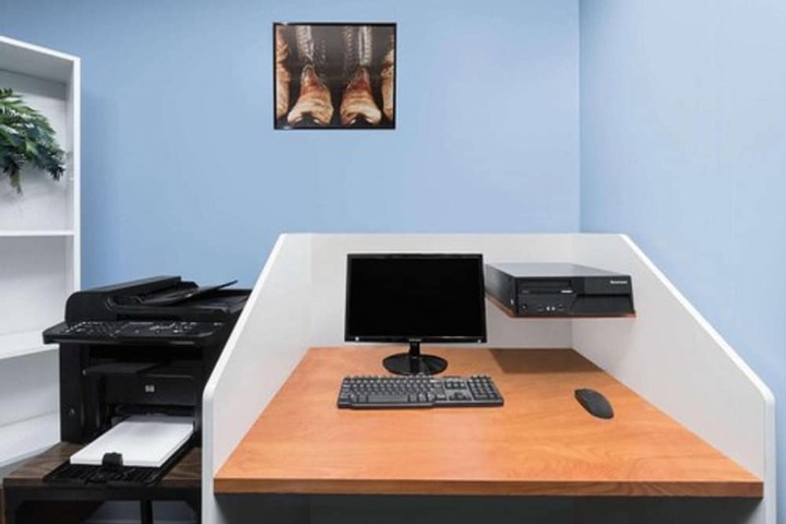Business Center 20 of 22