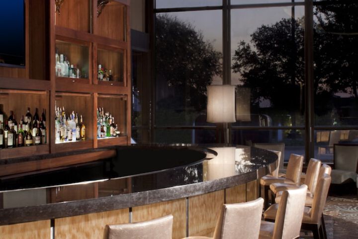 Renaissance Dallas Addison Hotel