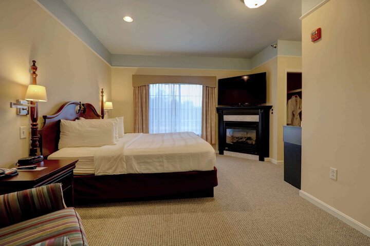 Room 62 of 142