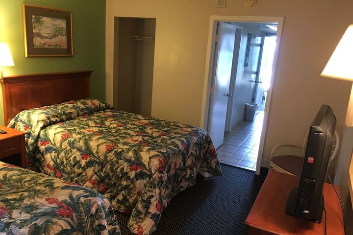Room 32 of 57