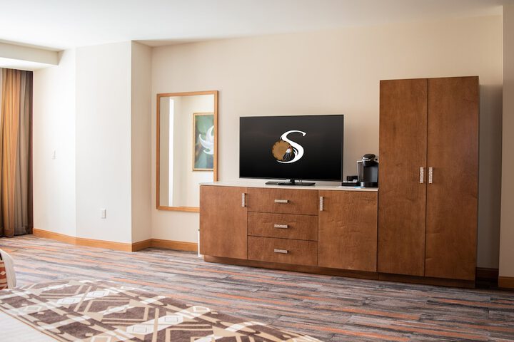 Room 9 of 26
