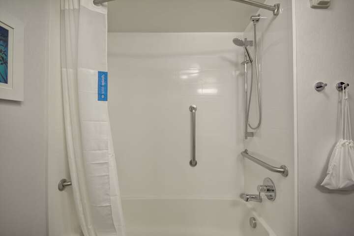 Hampton Inn & Suites Los Angeles Burbank Airport