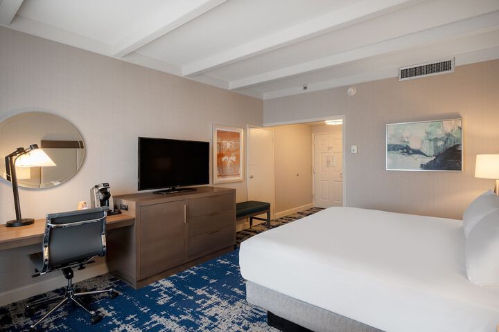 Crowne Plaza Albany - The Desmond Hotel by IHG