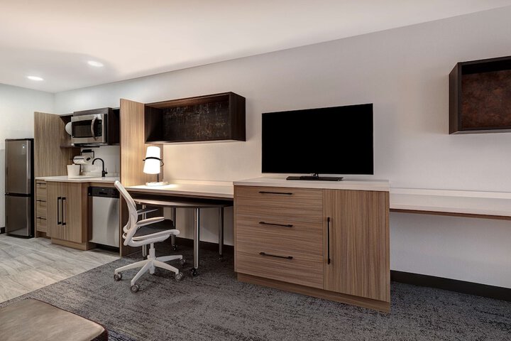 Room 62 of 93