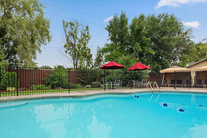 Pool 9 of 50