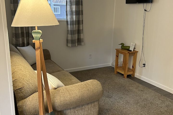 Room 51 of 111