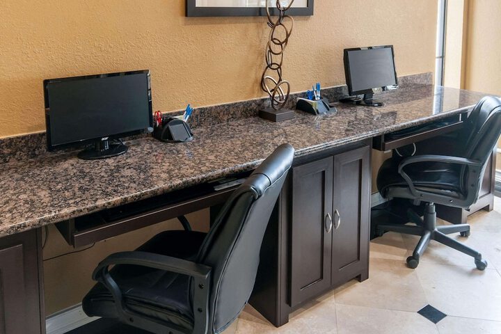 Business Center 40 of 40