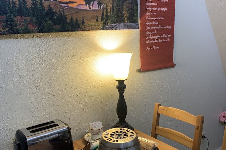 Mountain Meadows Inn