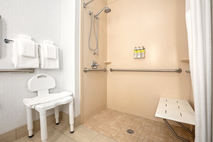 Room 20 of 39