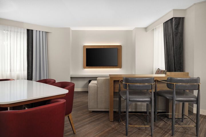 Room 19 of 52