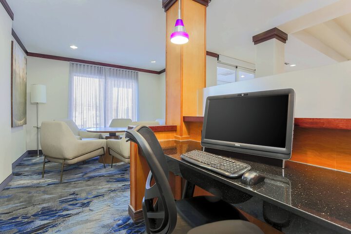 Fairfield Inn & Suites Mahwah