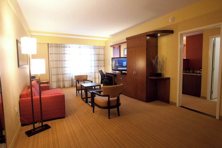Room 22 of 66