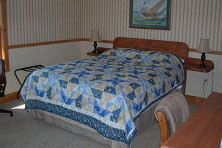 Ninemile Point Bed & Breakfast