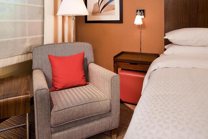 Four Points by Sheraton Cleveland Airport