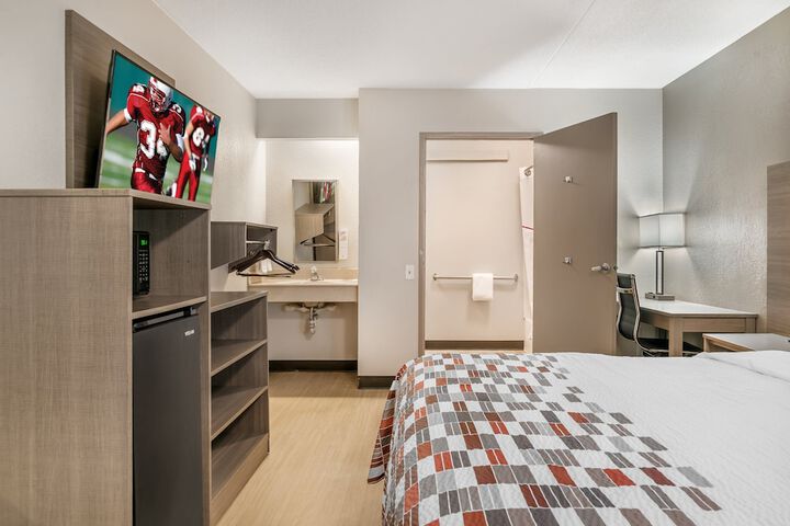 Red Roof Inn Detroit Metro Airport - Taylor