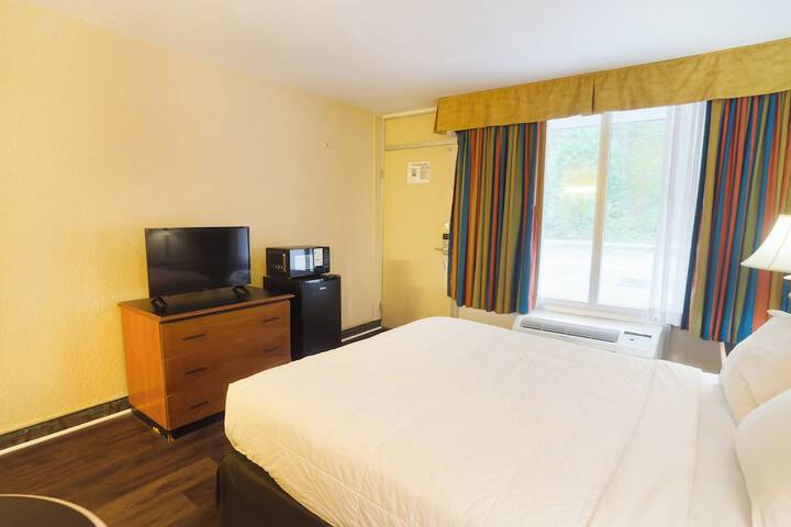 OYO Hotel Harriman near I-40