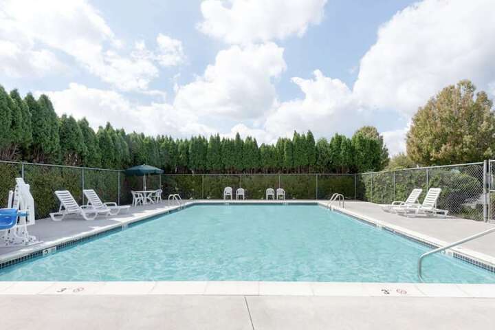 Pool 4 of 40