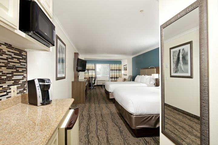 Room 18 of 46