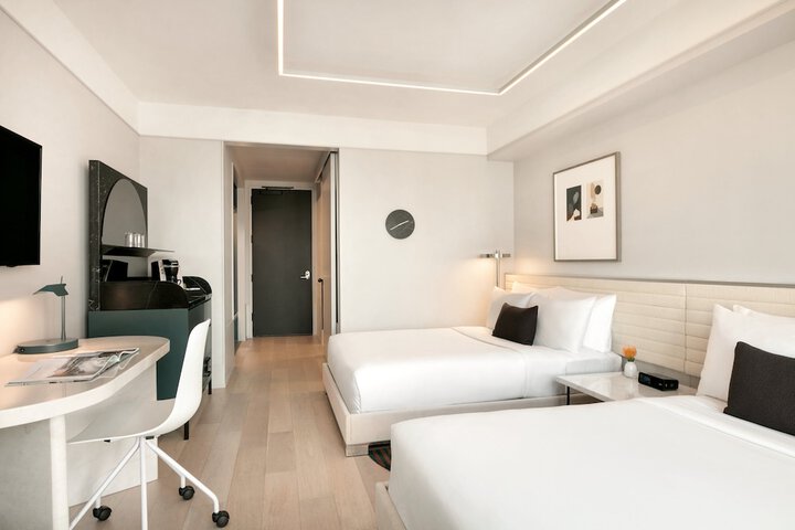 Room 35 of 78