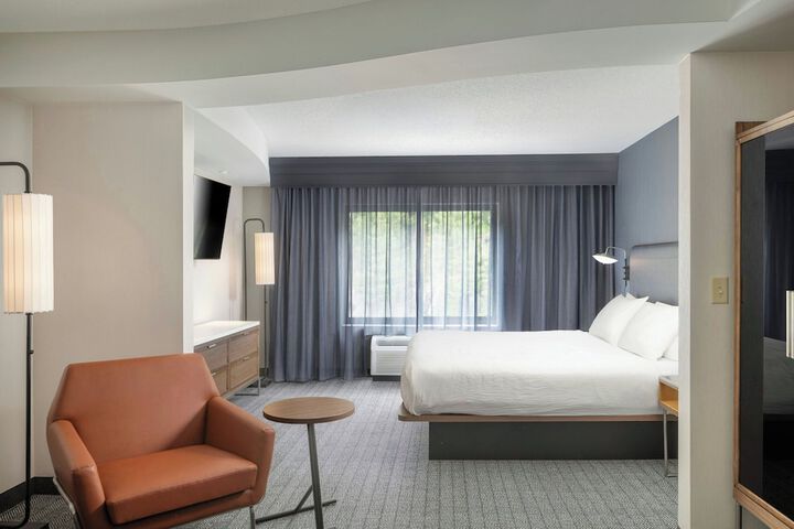 Courtyard by Marriott Hanover Lebanon