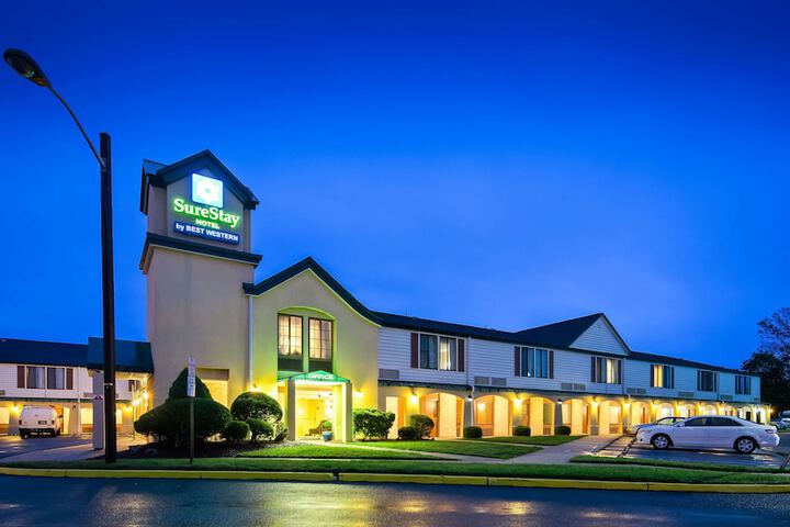 Hotel 2 of 25