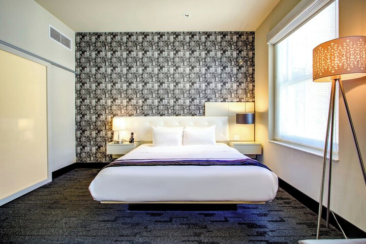 Room 28 of 112