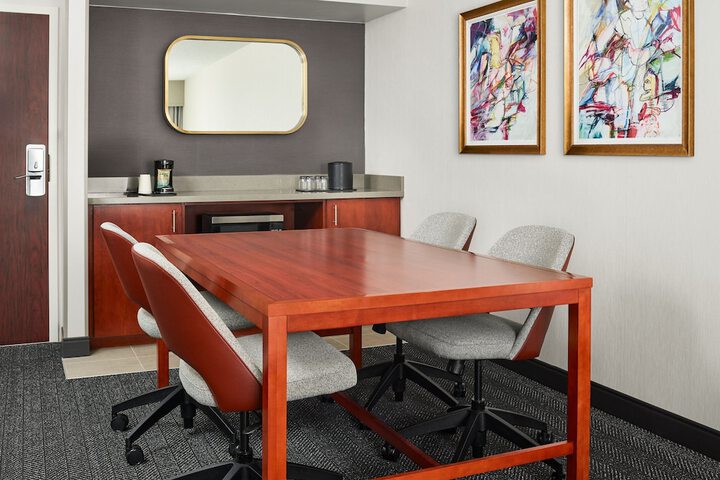 Room 20 of 40