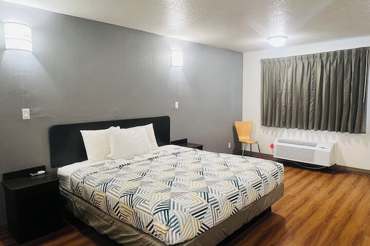 Motel 6 Brinkley AR