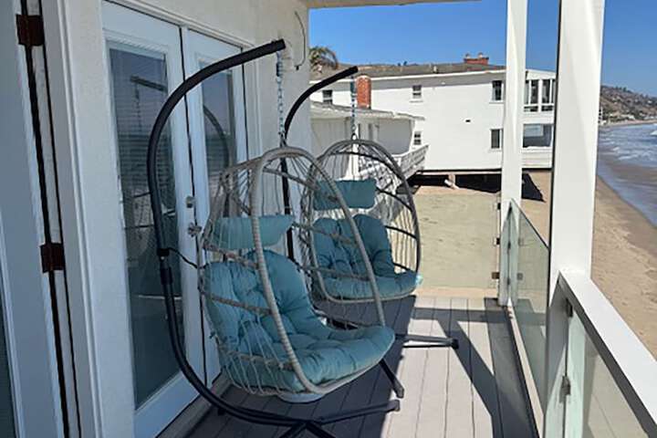 Malibu Beach Paradise Apartments