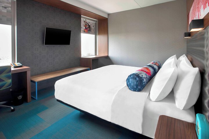 Room 6 of 20