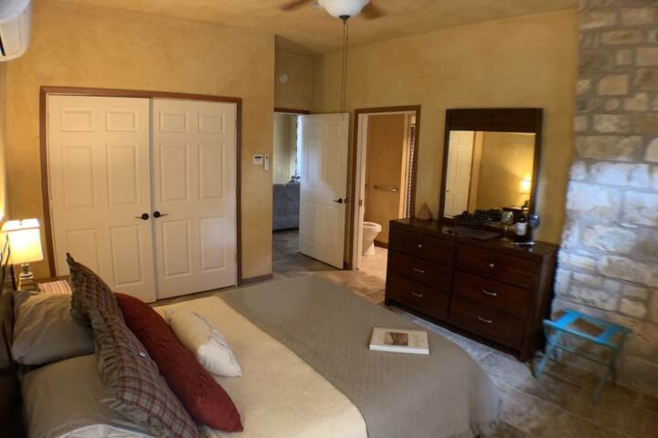 Room 26 of 81