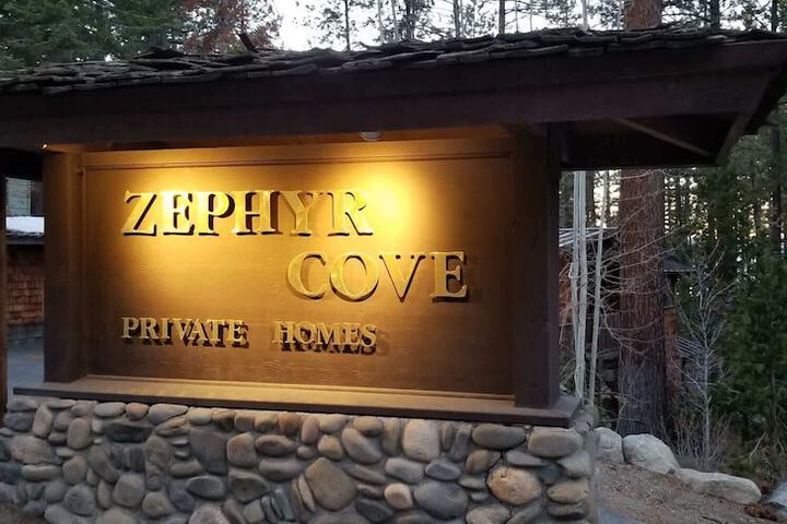 Zephyr Cove Cabin - Walk to Lake and Beach