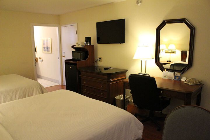 Room 16 of 43