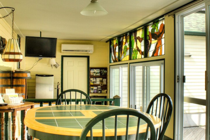 Los Gatos Bed & Breakfast