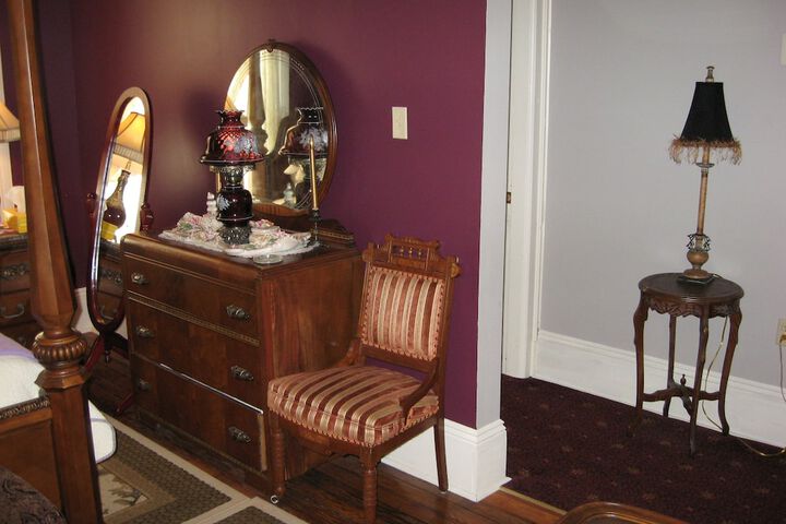 Room 32 of 112
