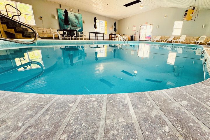 Pool 4 of 21