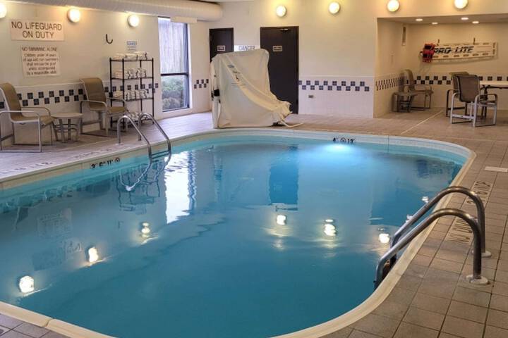 Pool 4 of 32